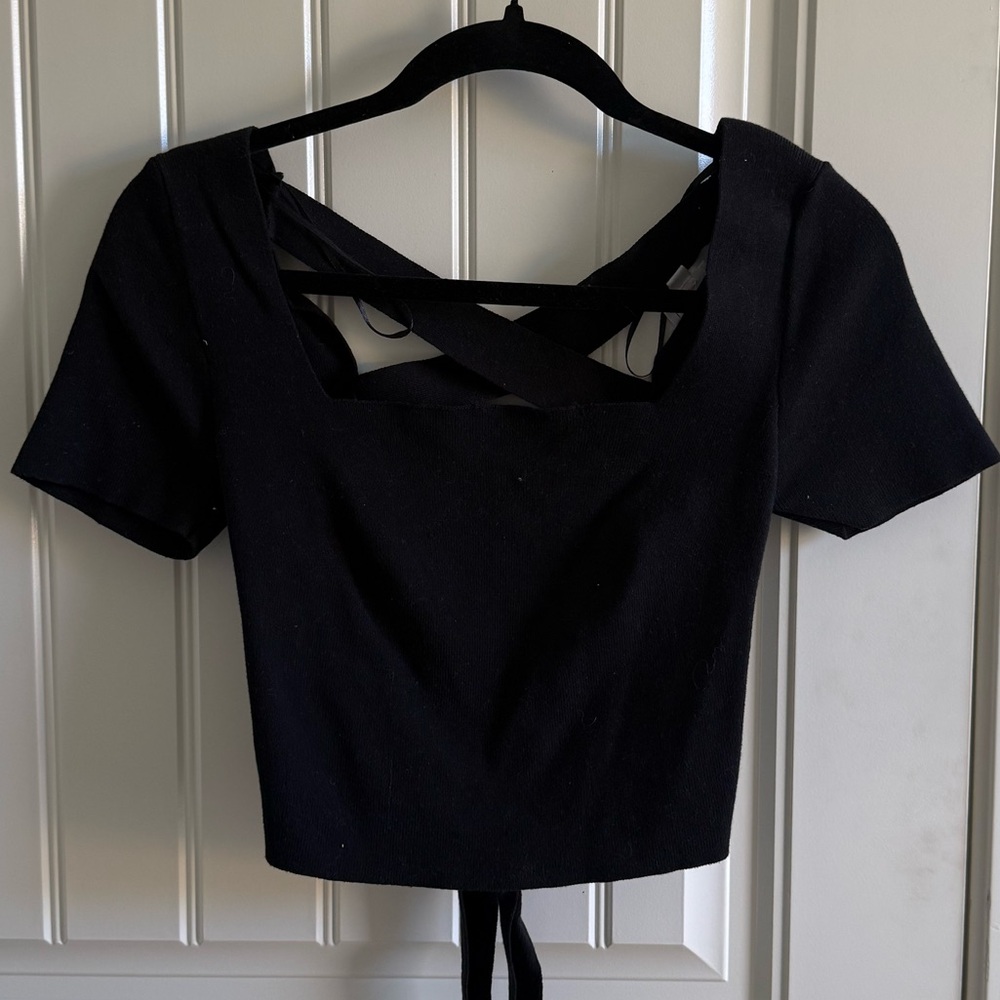 Lelis Thick Knitted Tee